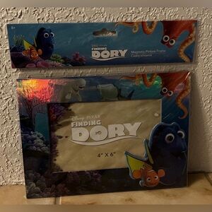 New Finding Dory Magnetic Picture Frame 4" X 6" Disney Pixar